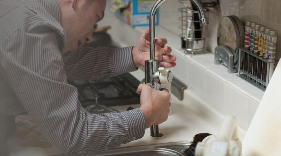 Professional Leak Detection Services in Dunmor, KY